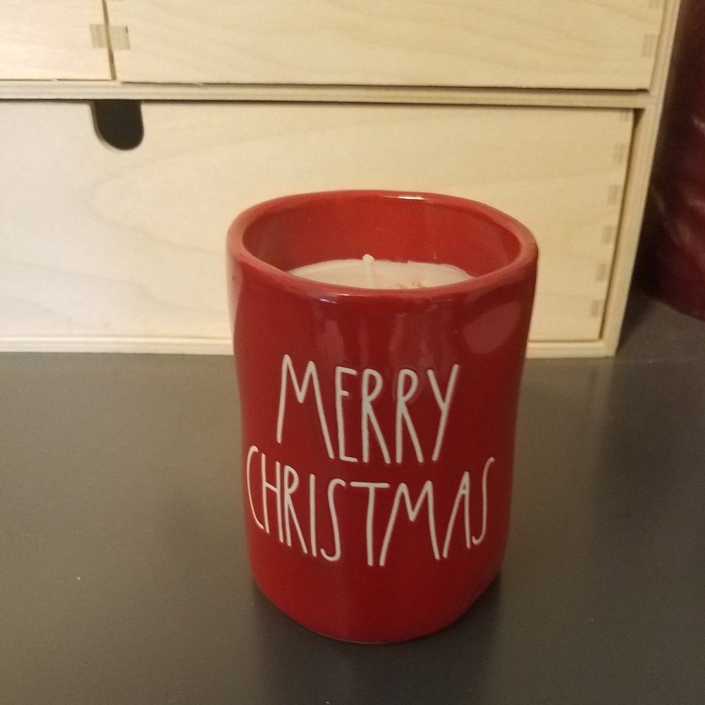 Rae Dunn red Merry Christmas candle